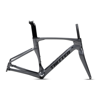 Durable T900 Carbon Road Bike Frame Lightweight Smooth With Disc Brake Inner Cable